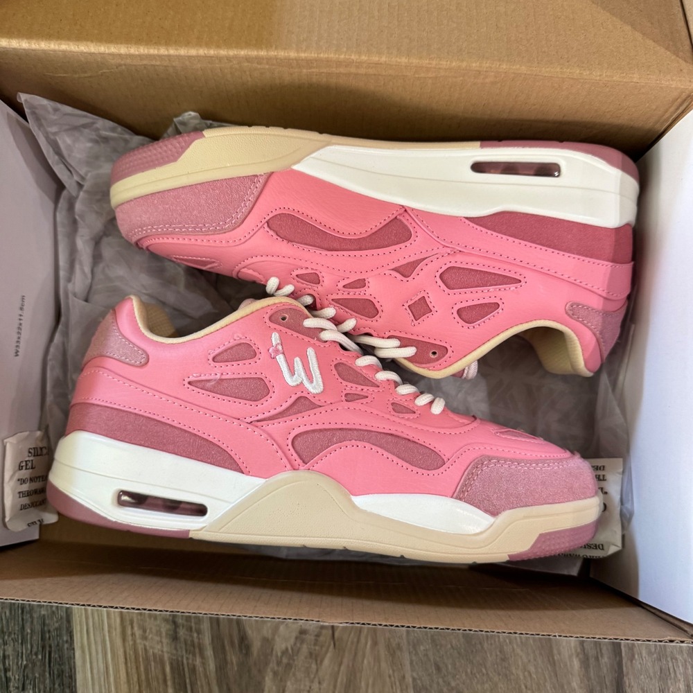 Watson Sneakers Womens 5.5 Pink North Star-02 Pink Paradise Low Top Suede Barbie